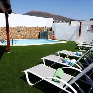  Chalet Casita Joli Spain